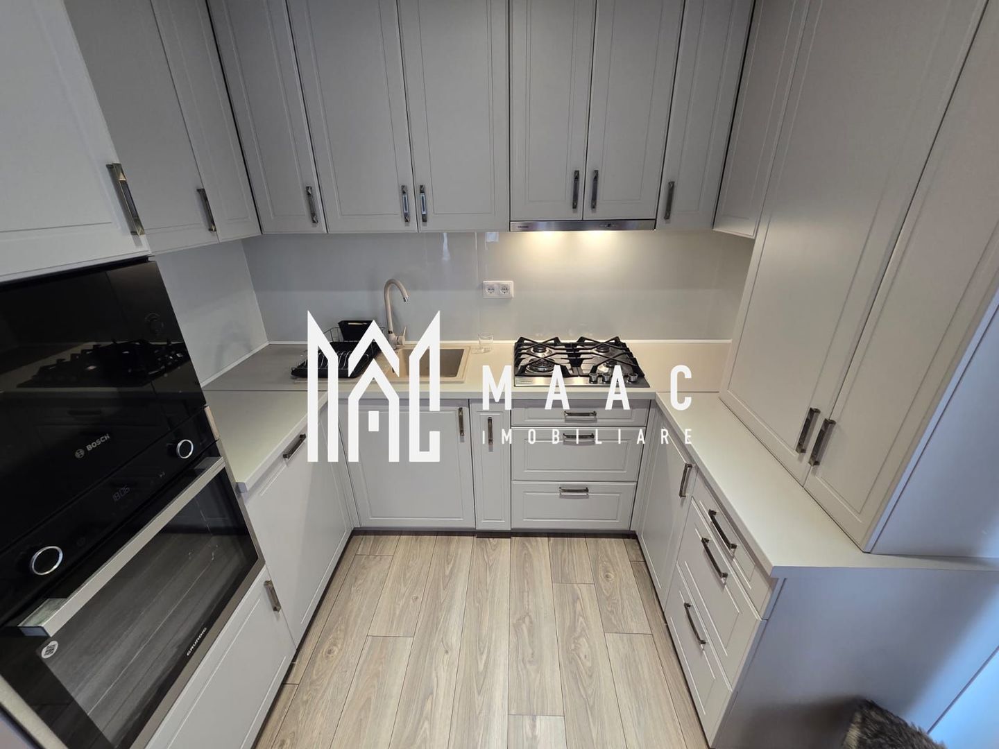 Apartament superb 3 camere 2 bai 2 balcoane Selimbar Lidl - Poză 2