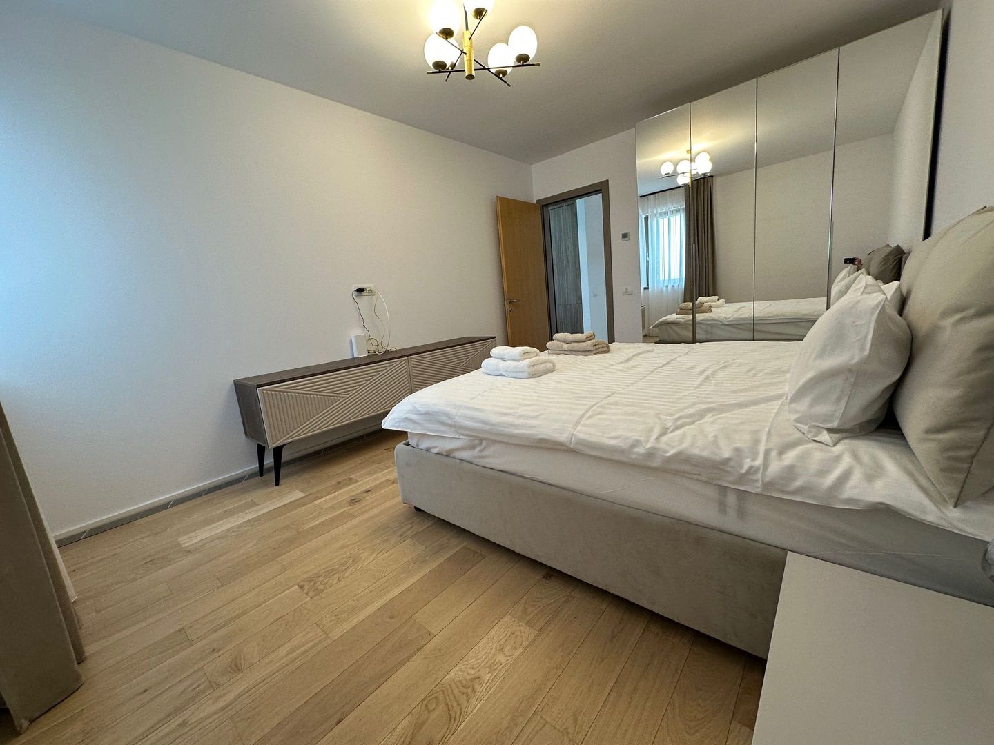 Apartament 3 camere de inchiriat - Poză 18