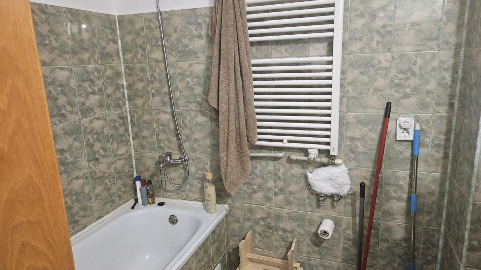 Apartament de Vânzare în Trivale - Zona Capitol - Poză 9
