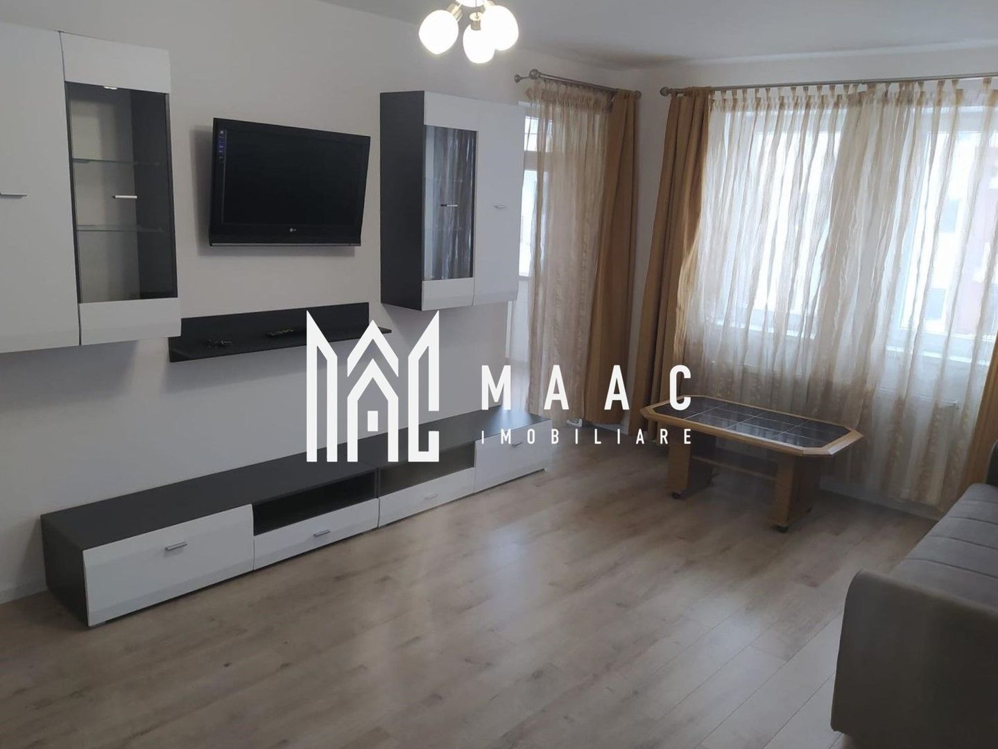 Închiriez apartament în Sibiu - Poză 1