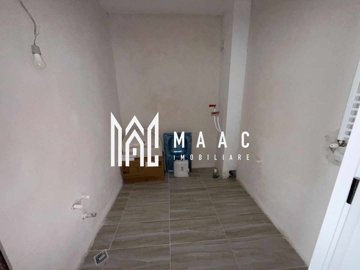 Apartament 2 camere | Etaj 2 | Balcon | Zona Pictor Brana | Loc de Parcare - Poză 9