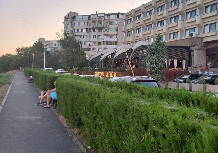Vand-schimb apartament Mazepa 1 cu casa în Galati - Poză 8