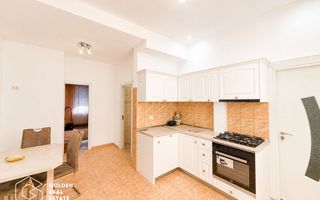 Apartament la casa cu 3 camere, zona Centrala - Poză 8