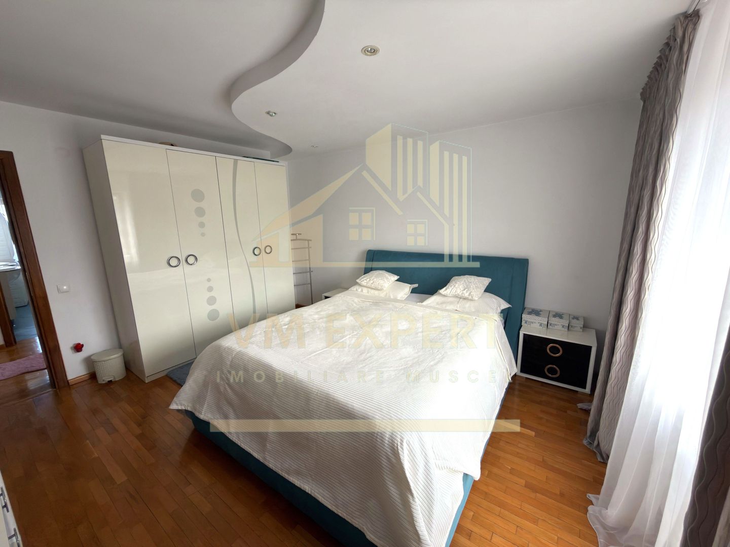 CASĂ 5 CAMERE TEREN 1600 MP CAMPULUNG - Poză 38