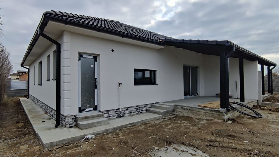 DUPLEX PE PARTER 4 CAMERE ZONA SAG MANASTIRE - Poză 1