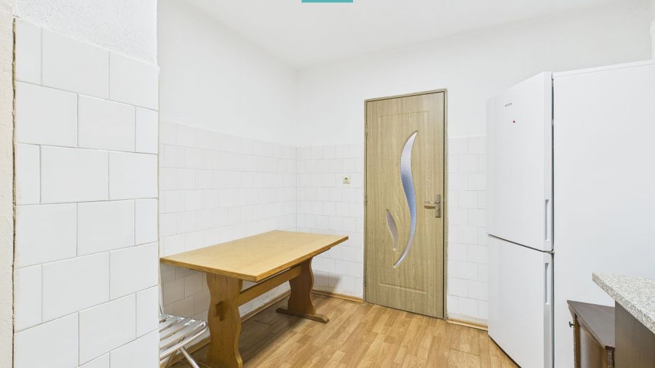 Apartament spațios cu 3 camere, decomandat - Poză 3