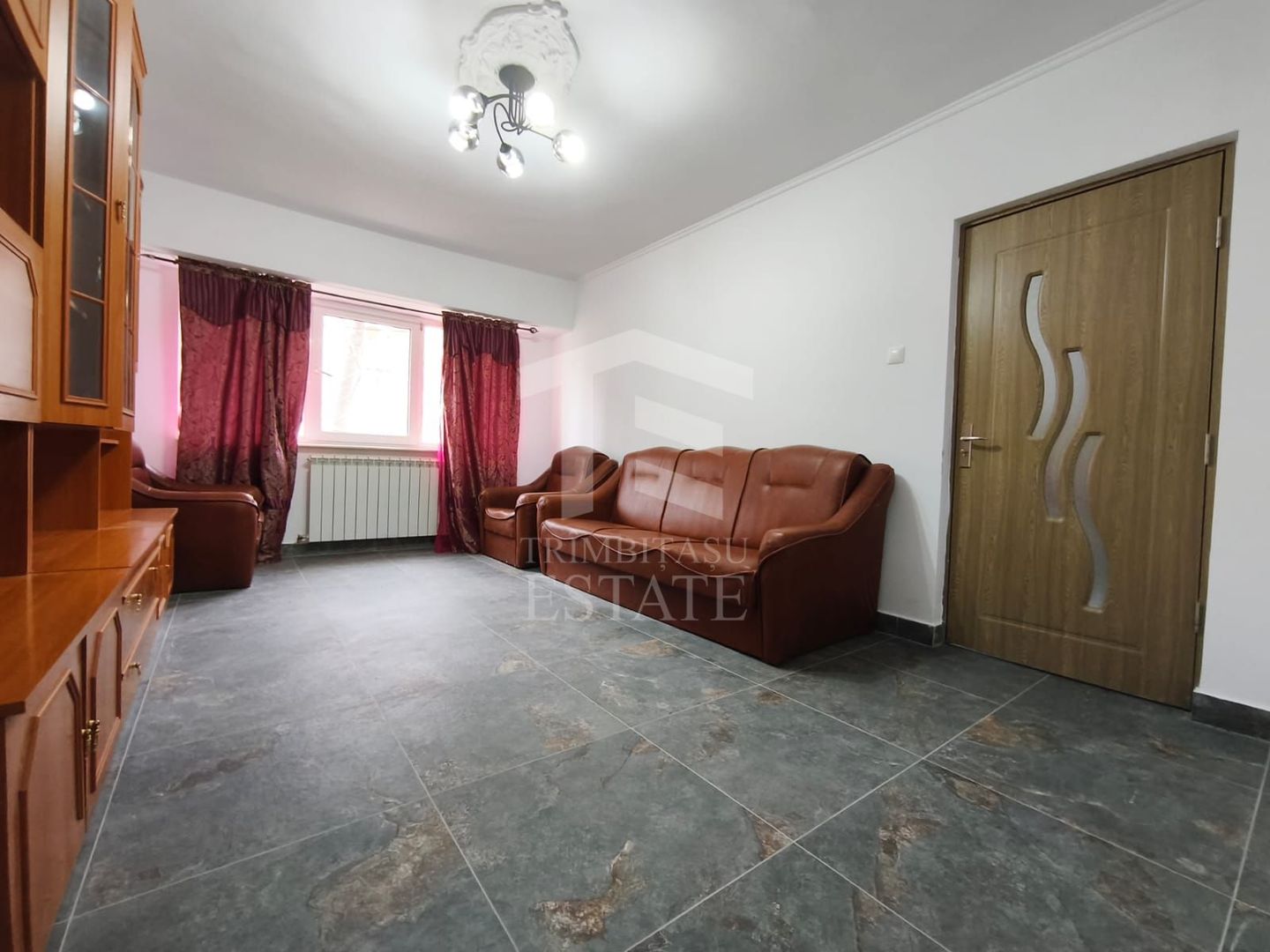 Apartament 3 camere | De inchiriat |  Zona Tomis 3 | Poziție excelentă - Poză 3