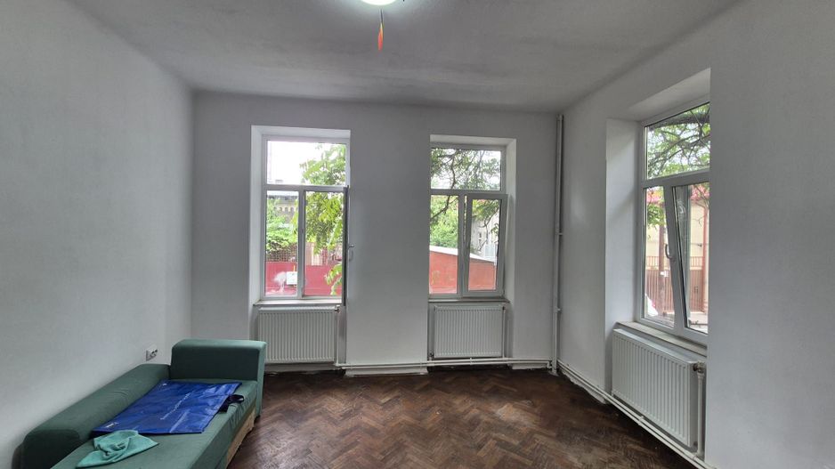 Casa 180 mp - parcul Carol - str. Lamaitei - Poză 4