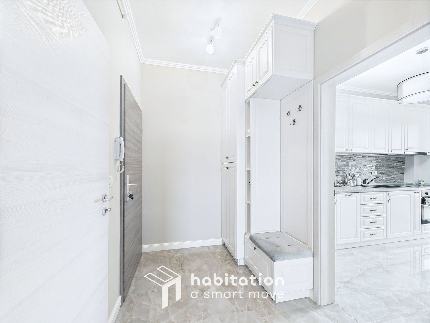 Apartament cochet și elegant, dressing generos,  la intrare in  Giroc - Poză 12