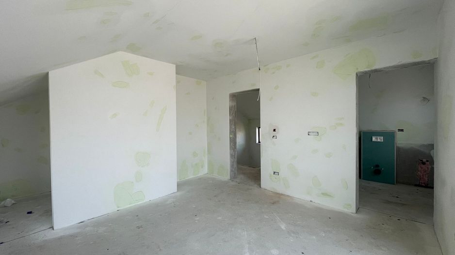 Casă individuală cu garaj-Moșnița Veche - Poză 10