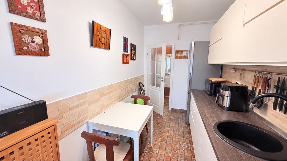 Apartament 3 camere de vânzare Bucătărie separată Militari Residence - Poză 11