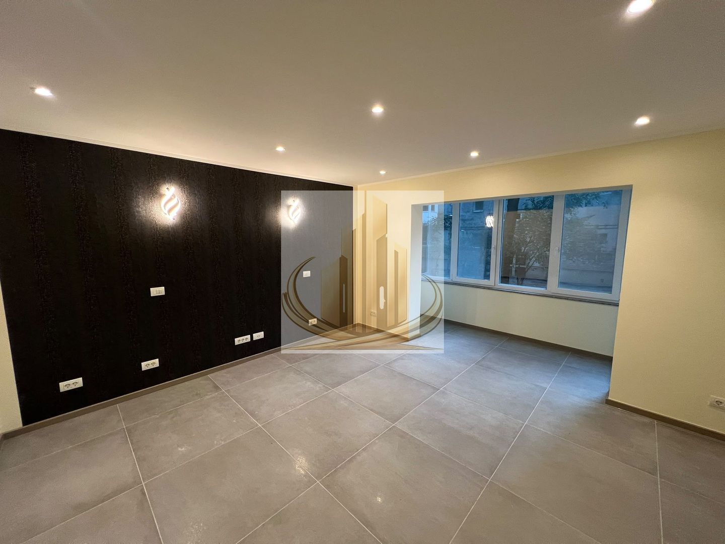 Ap Premium cu 3 Camere | 70 mp | 2 Băi | Renovat Integral | Complex - Poză 1