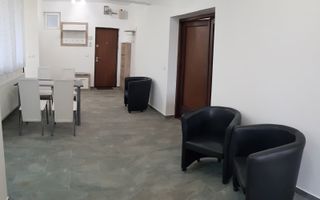 Apartament cu 4 camere, 75mp, Zona Semicentrala - Poză 2