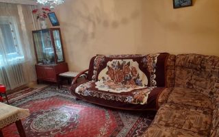 Etaj 1,Apartament 3 camere,bloc din 1980 ,zona Alexandru cel bun - Poză 6