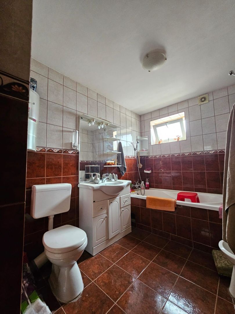 Casa- zona Spitalul nr 1 - Poză 21