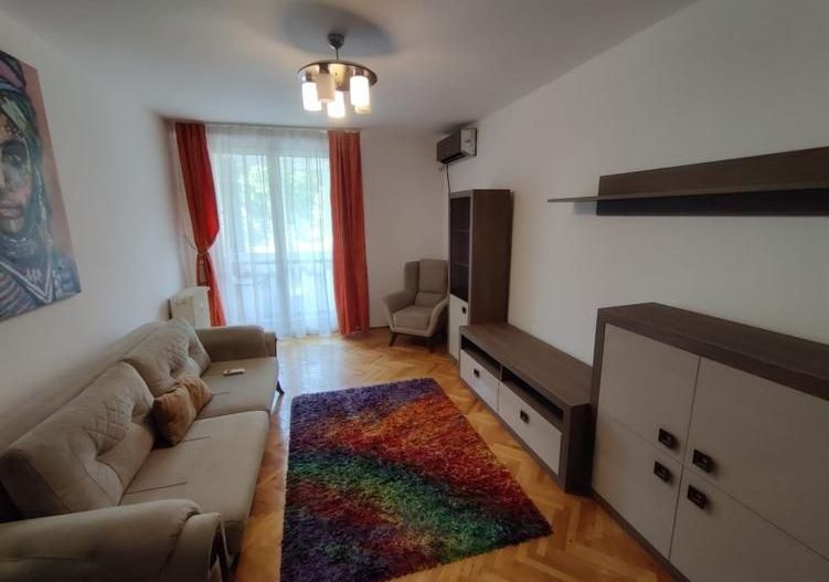 Închiriere Apartament cu 3 camere,  3 min metrou Dristor, Pet Friendly - Poză 6