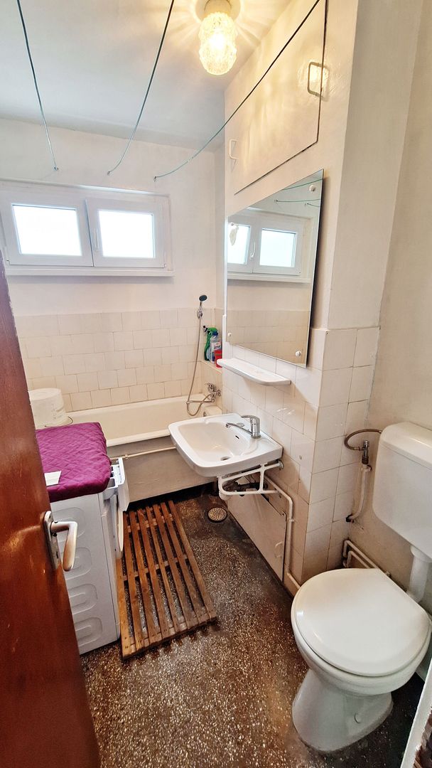 Zona Garii Apartament 3 camere, etaj 3/4, insorit, liber, 119900 euro - Poză 15