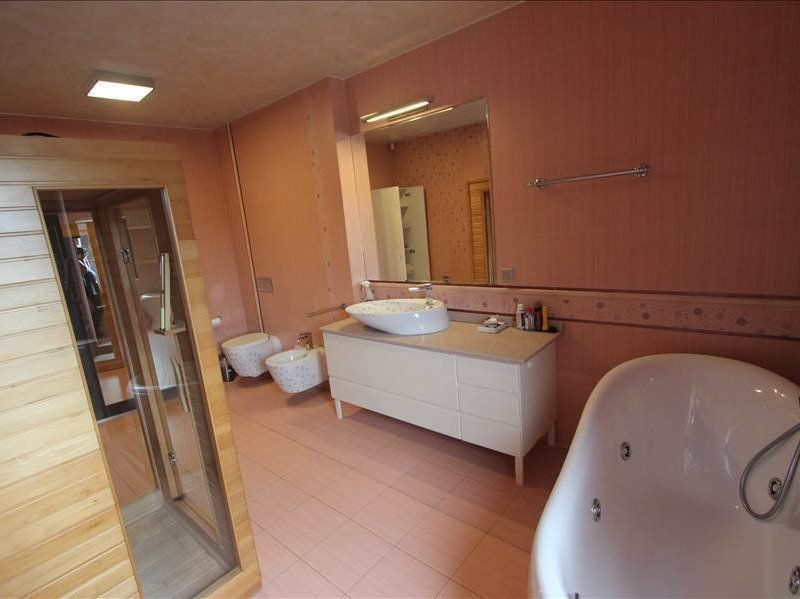 Casă / Vilă cu 7 camere în zona Lipovei - Poză 14