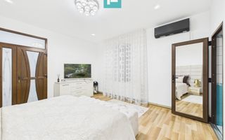 Casă exclusivistă cu 4 camere, în Secusigiu, Arad - Poză 9