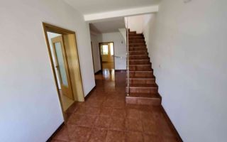 Casă spațioasă, versatilă – ideală pentru firmă sau locuință - Poză 6