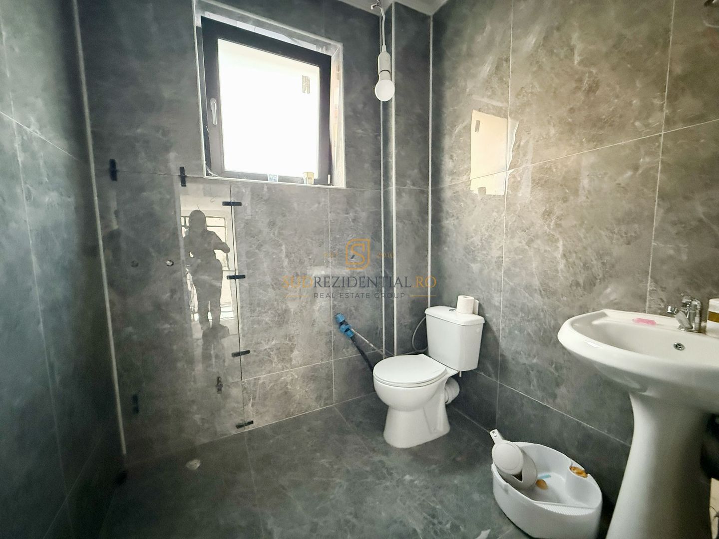Casă spațioasă de vânzare – Sector 4, Metrou Aparatorii Patriei - Poză 13