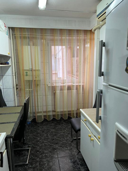 Vanzare apartament 4 camere, Prundu stradal - Poză 7
