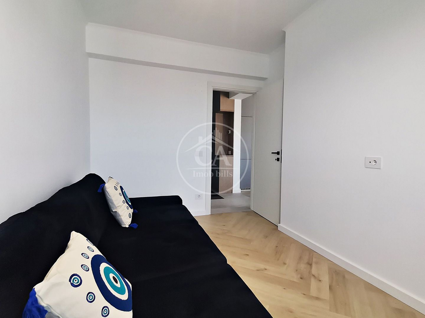 Apartament LUX de închiriat cu 3 camere în PRIMA ARENA, Oradea - Poză 7