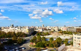 Piata Unirii Fantani Vila  500 mp utili curte 204 mp - Poză 2