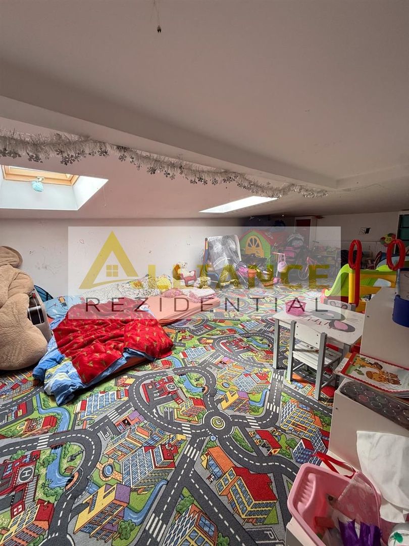 Apartament mare 4 camere â 145 mp compartimentare eficienta - Poză 10
