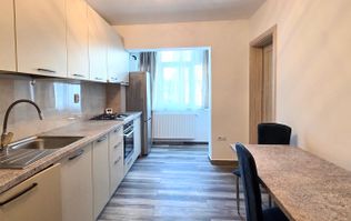 Apartament 2 camere, 65mp, decomandat, intermediar, strada Lacul Roșu