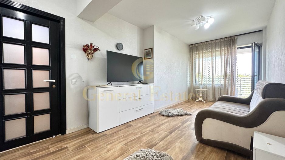 Vânzare apartament cu 2 camere, 67 m.p. - Complexul Royal Town. - Poză 4