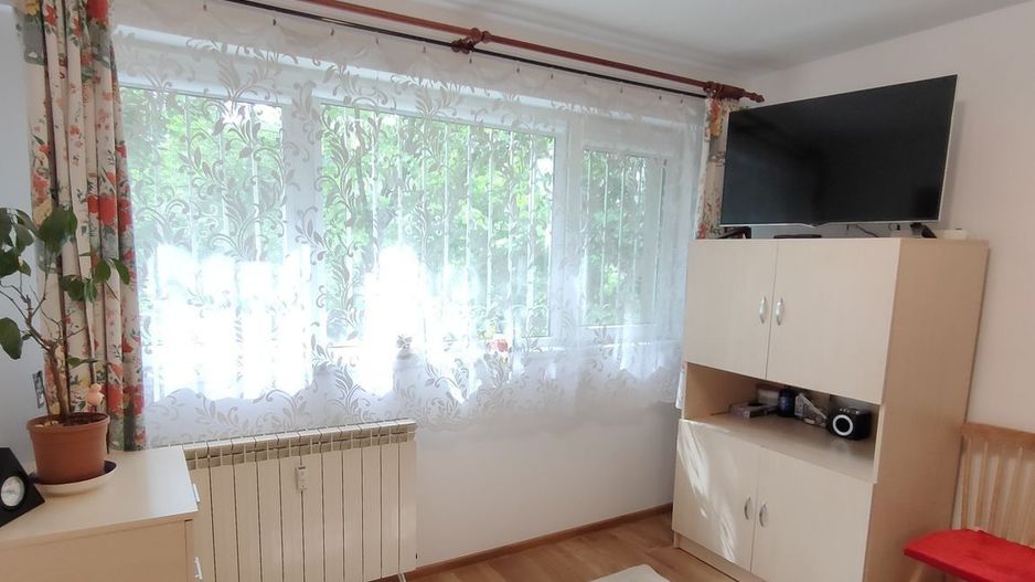 Vanzare Apartament 2 camere, parter, renovat , mobilat, utilat  - Drumul Taberei - Poză 1