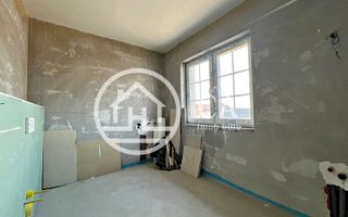 Casă de vânzare P+E cu 4 camere în zona Nufărul, Oradea - Poză 15