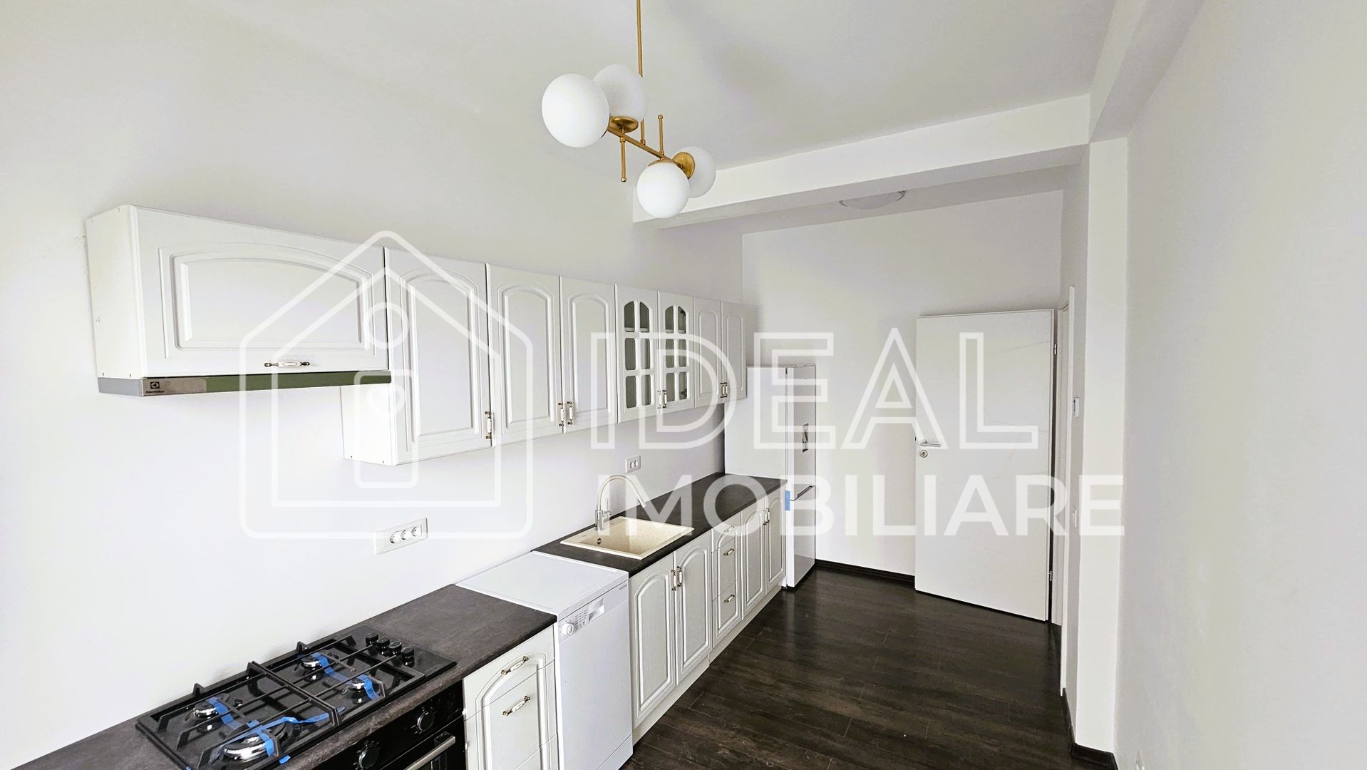 Duplex Modern cu 4 camere Mobilat si Utilat, in  Cristian - Poză 6