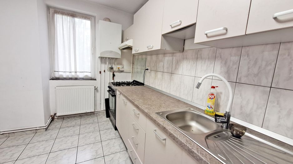 Centrul Civic, aproape de AFI, 3 camere recent renovate/mobilate, 165000 euro - Poză 13