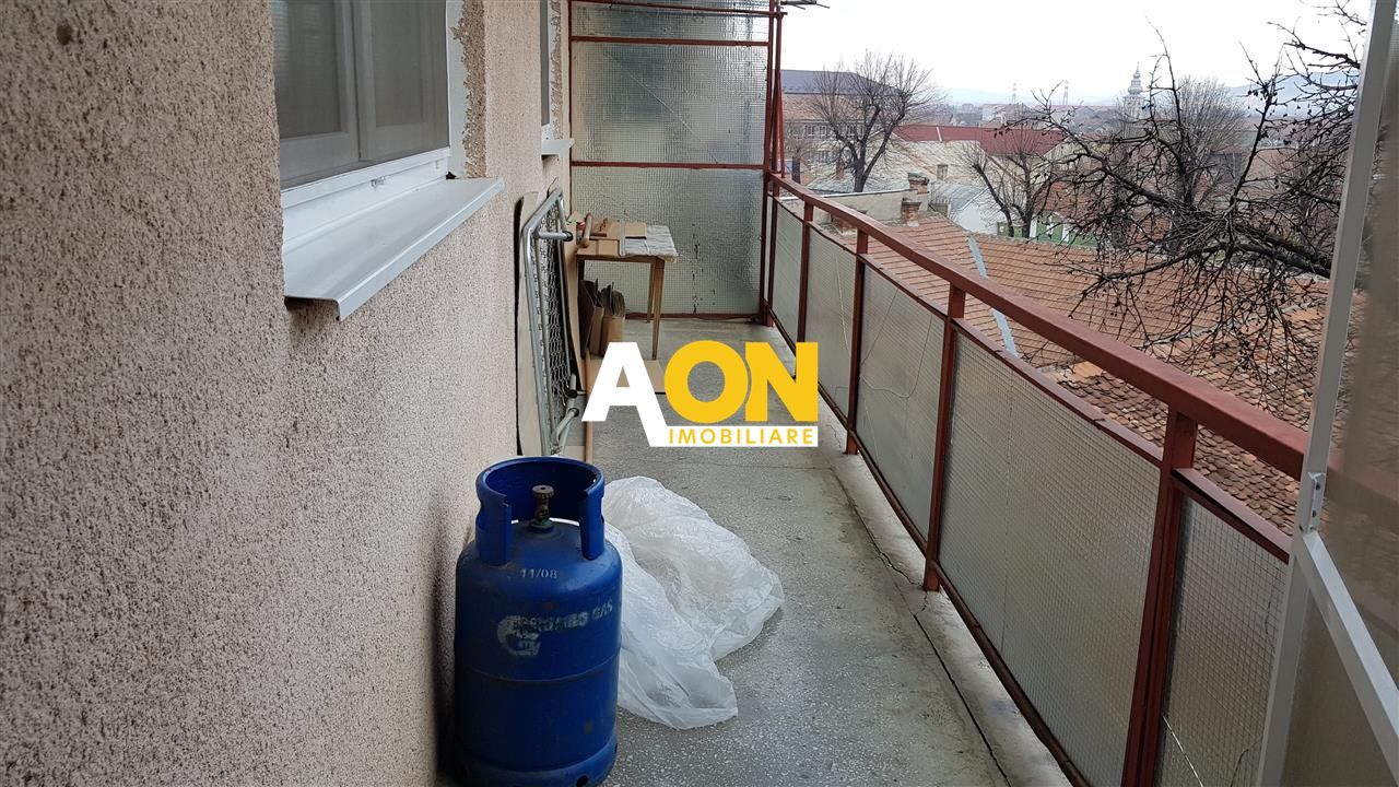 Apartament 3 camere decomandat ultracentral - Poză 9