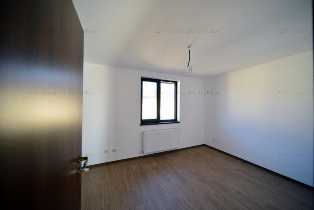 Predare la Cheie, Curte Amenajata, Toate Utilitatile in Uz - Poză 6