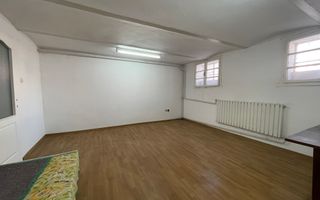 Casă spațioasă în Elisabetin - Poză 2