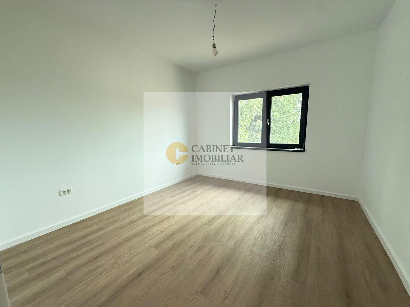 4 camere + birou | Biserica Casin | 110mp total | Renovat 2025 - Poză 9