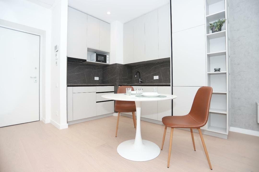 Apartament nou şi mobilat | 2 camere | Aviatiei Tower - Poză 3