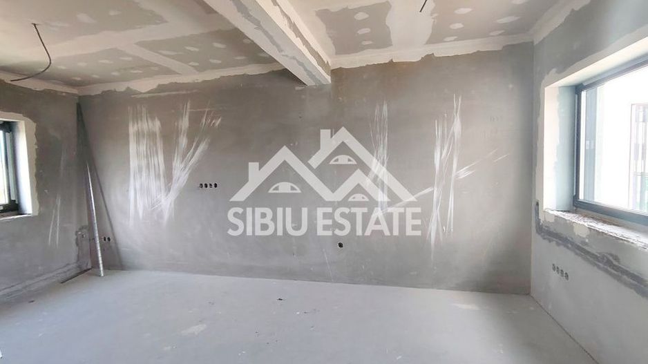 Casa 4 camere, 3 bai, garaj si curte larga, Sibiu Selimbar - Poză 9