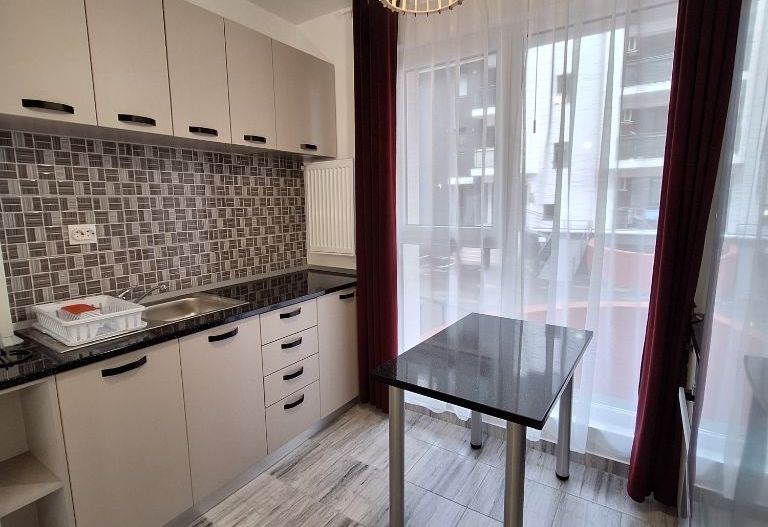 Apartament nou 2 camere, parter înalt, centrală proprie - Poză 4