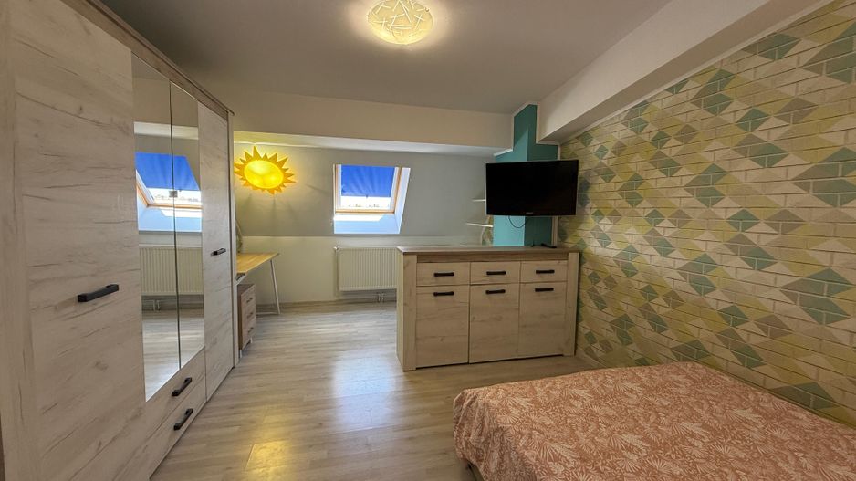 Apartament spațios cu 3 camere | 2 băi | Dressing | Otopeni - Poză 13