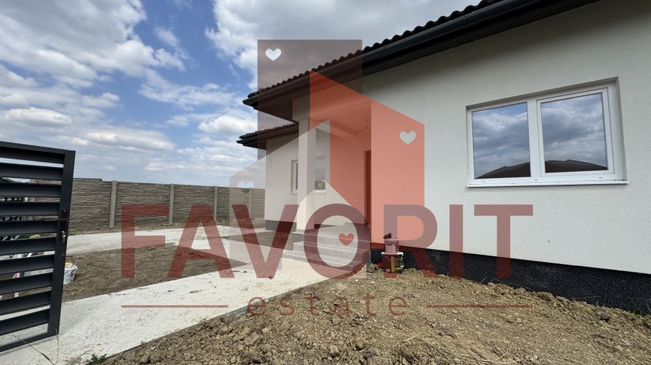 Casa Individuala in Mosnita Noua. 3 dormitoare + 2 bai. Teren Generos - Poză 2