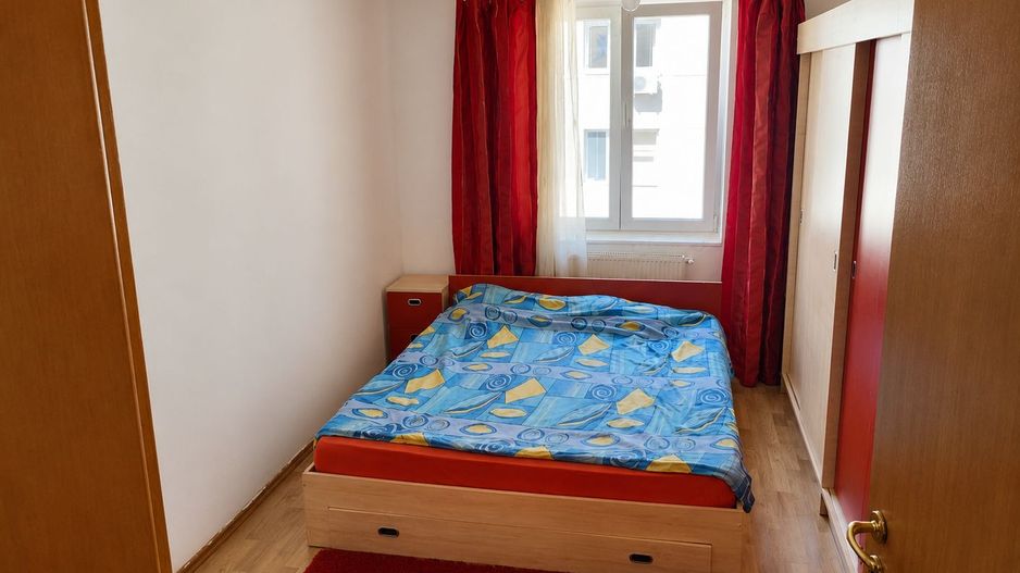 Apartament de închiriat 3 camere, 63mp utili, mobilat, utilat, Cetate - Poză 3