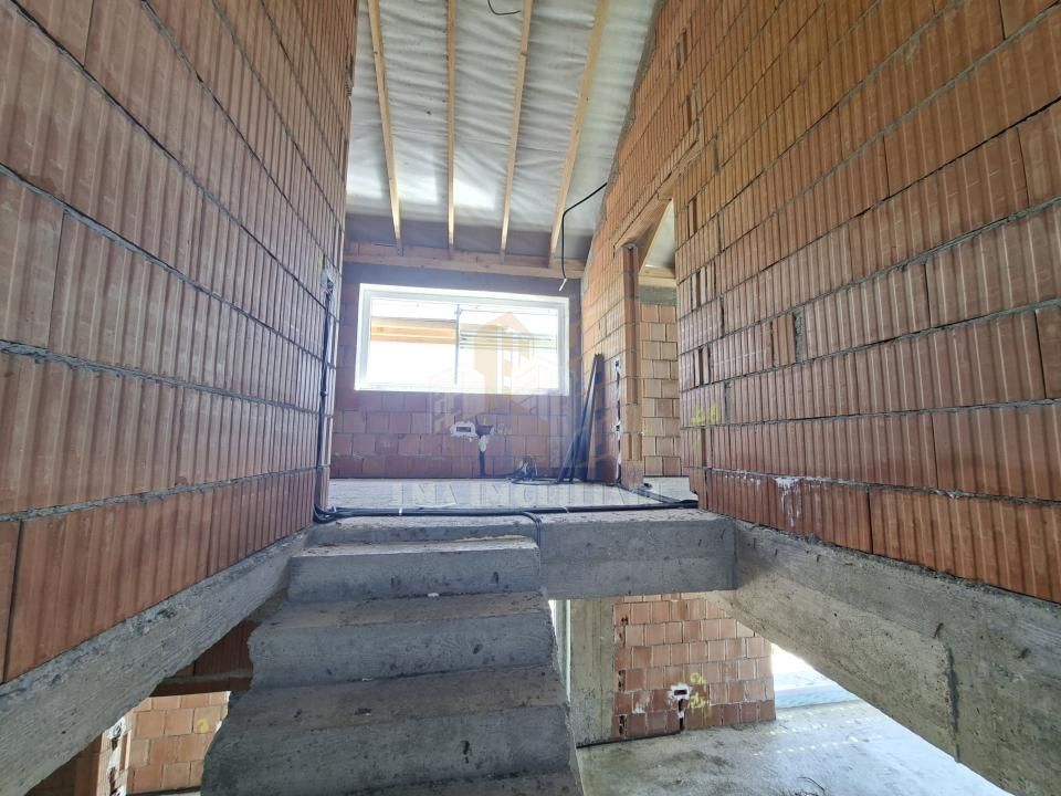 Casa individuala parter plus etaj Sanpetru Brasov zona Lempes - Poză 25