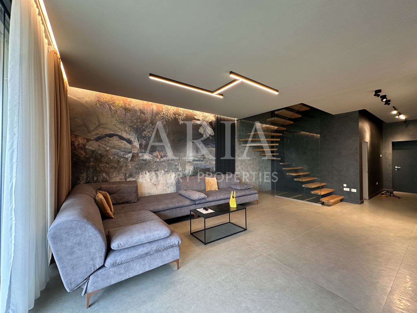 SMART VILLA - POOL - LUXURY GATED COMMUNITY - NEAR THE FOREST - Poză 25