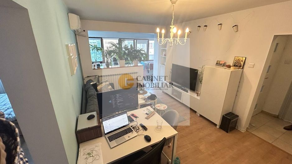 2 Camere Renovat | Etaj Intermediar | 300 m de Metrou | Mobilat-Utilat - Poză 1