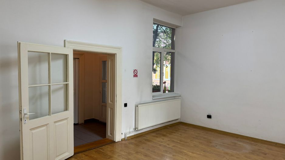 Spațiu pentru birouri / instituții – ultracentral, Str. Pitești - Poză 14