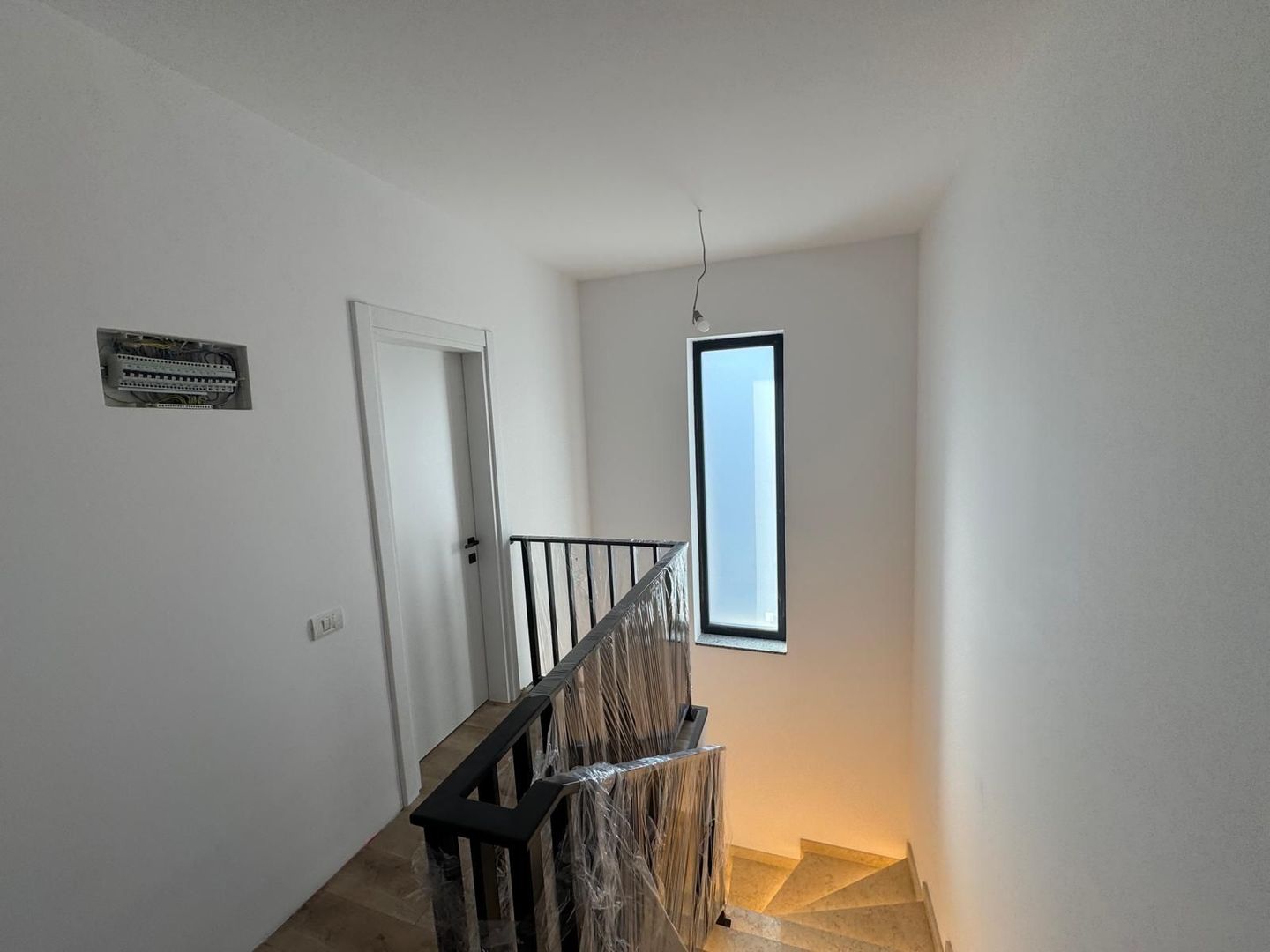Vila 4 camere I Tunari Centru I Vanzare I Premium - Poză 11